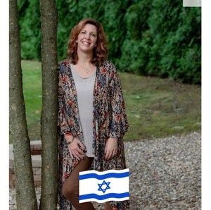 Meet your Posher, Debra